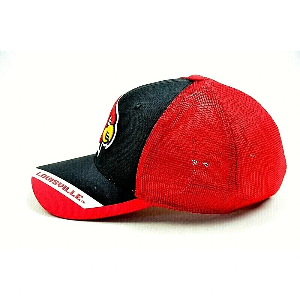 Adidas Louisville Cardinals Red and Black FitMax 70 Stretch Hat Cap Size S/M NEW